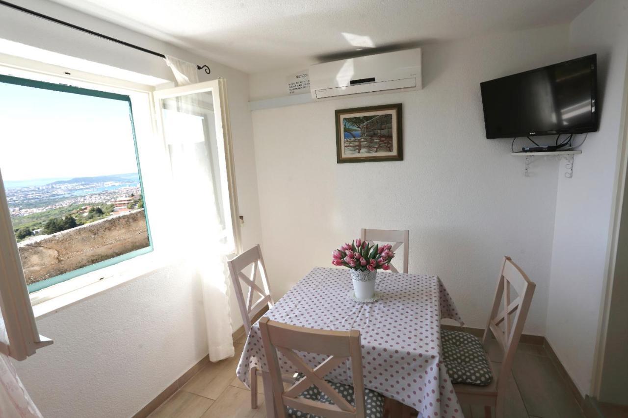 Holiday Home Miklica Klis Екстер'єр фото